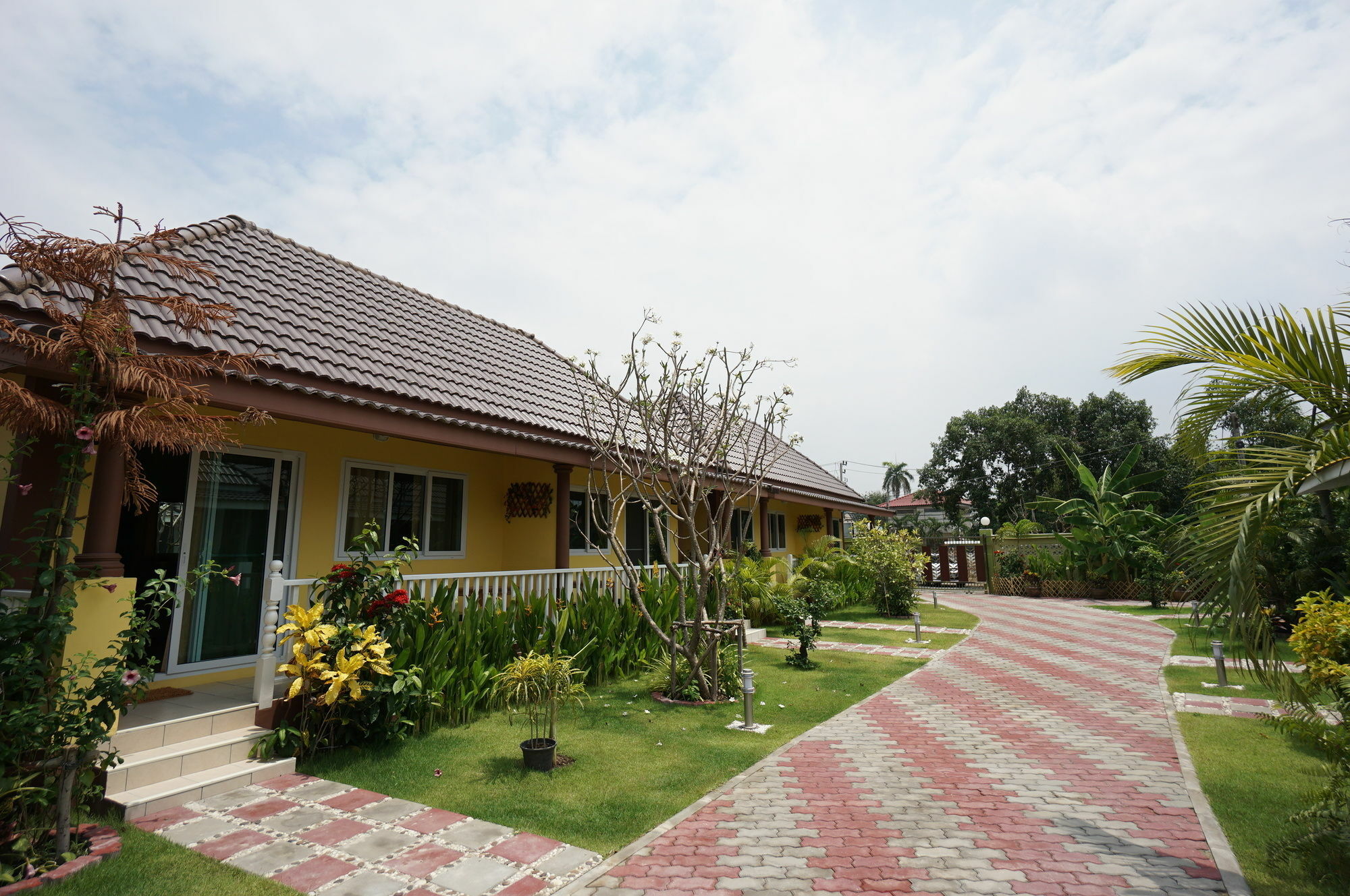 Baan Penny Hotel Phra Nakhon Si Ayutthaya Exterior photo